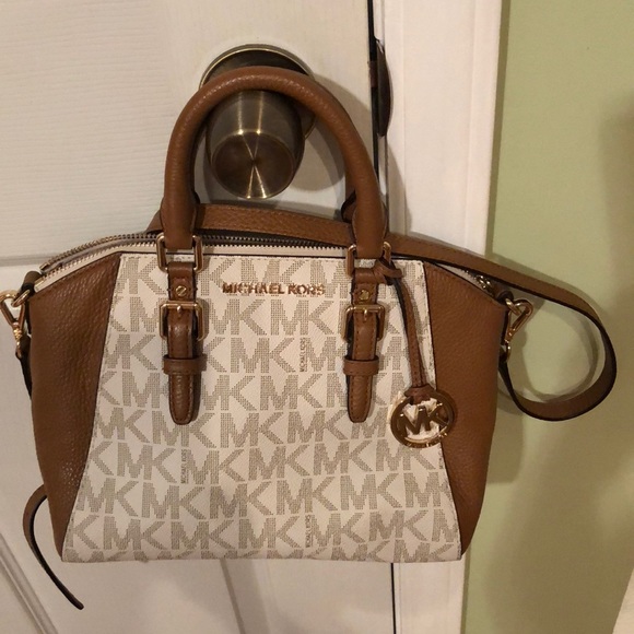 Michael kors handbag - Picture 1 of 4